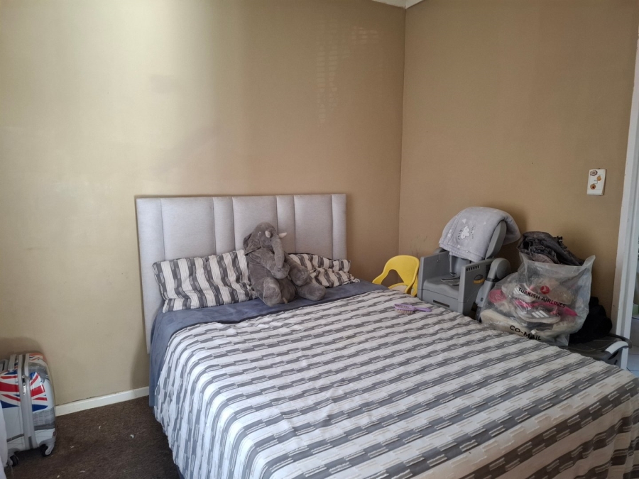 1 Bedroom Property for Sale in Silversands Western Cape